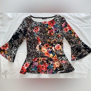 VENUS Leopard Bell Sleeve top